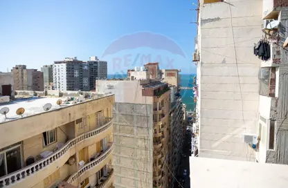 Apartment - 3 Bedrooms - 1 Bathroom for sale in Sidi Beshr - Hay Awal El Montazah - Alexandria