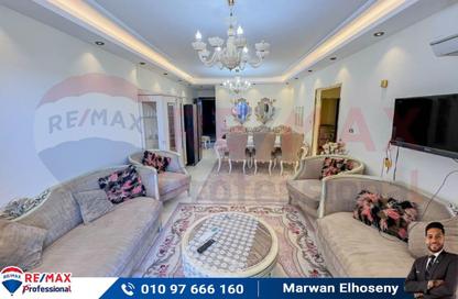 Apartment - 3 Bedrooms - 1 Bathroom for rent in Sidi Gaber St. - Sidi Gaber - Hay Sharq - Alexandria