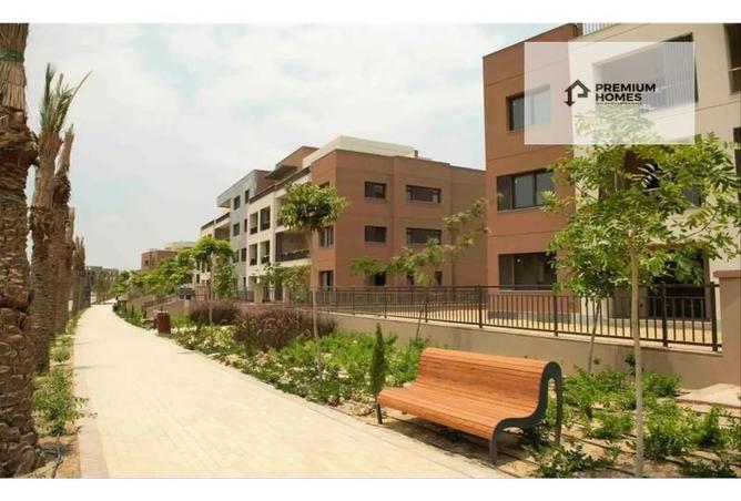 Townhouse - 3 Bedrooms - 4 Bathrooms for sale in District 5 - 5th Settlement Compounds - The 5th Settlement - New Cairo City - Cairo