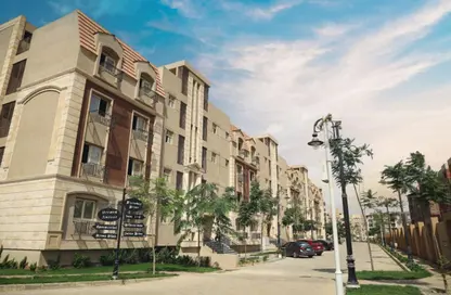 Apartment - 3 Bedrooms - 2 Bathrooms for sale in Rock Vera - 5th Settlement Compounds - The 5th Settlement - New Cairo City - Cairo