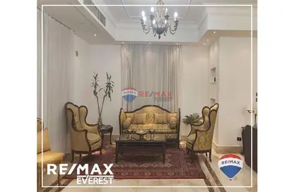 Villa - 5 Bedrooms - 4 Bathrooms for rent in Greens - 6th District - Sheikh Zayed City - Giza