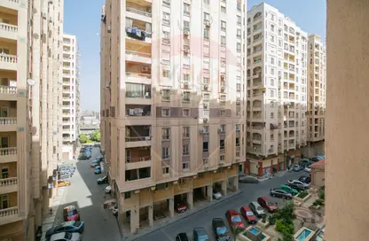 Apartment - 2 Bedrooms - 1 Bathroom for sale in Moharam Bek - Hay Sharq - Alexandria