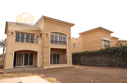 Villa - 5 Bedrooms - 2 Bathrooms for sale in Stone Park - 5th Settlement Compounds - The 5th Settlement - New Cairo City - Cairo