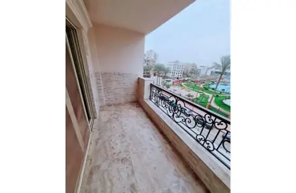 Apartment - 3 Bedrooms - 2 Bathrooms for rent in Omar Ibn Al Khattab St. - Almazah - Heliopolis - Masr El Gedida - Cairo