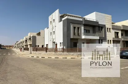 Townhouse - 4 Bedrooms - 5 Bathrooms for rent in Wesal City - El Shorouk Compounds - Shorouk City - Cairo