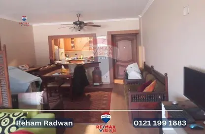 Apartment - 2 Bedrooms - 1 Bathroom for sale in Al Nabawy El Mohandes St. - El Mandara - Hay Than El Montazah - Alexandria