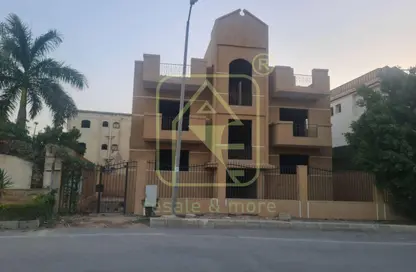 Villa - 4 Bedrooms - 3 Bathrooms for sale in Yasmine District - 14th District - Sheikh Zayed City - Giza