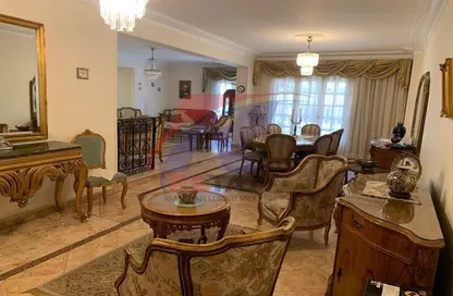 Apartment - 3 Bedrooms - 3 Bathrooms for sale in Gamal Al Din Dewidar St. - 8th Zone - Nasr City - Cairo