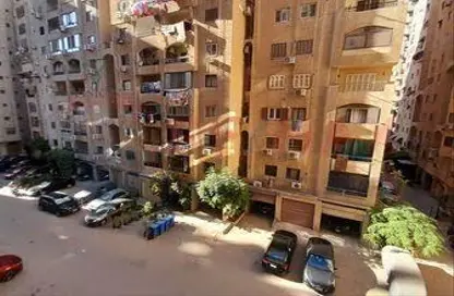 Apartment - 3 Bedrooms - 1 Bathroom for sale in Smouha - Hay Sharq - Alexandria