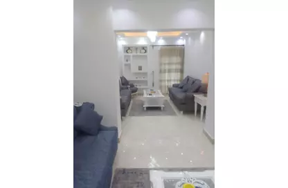 شقة - 3 غرف نوم - 2 حمامات للايجار في ميدان لبنان - المهندسين - الجيزة