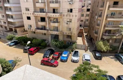 Apartment - 3 Bedrooms - 3 Bathrooms for sale in Al Esraa St. - El Mearag City - Zahraa El Maadi - Hay El Maadi - Cairo