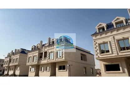 Villa - 3 Bedrooms - 3 Bathrooms for sale in 5th District - Obour City - Qalyubia