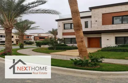 Townhouse - 4 Bedrooms - 5 Bathrooms for sale in Azzar 2 - 5th Settlement Compounds - The 5th Settlement - New Cairo City - Cairo