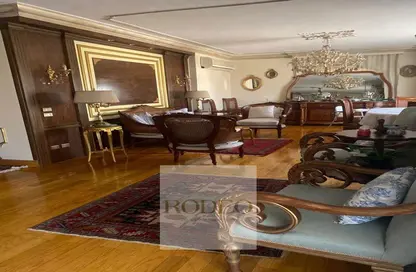 Apartment - 3 Bedrooms - 2 Bathrooms for sale in Al Laselky St. - El Laselky - New Maadi - Hay El Maadi - Cairo