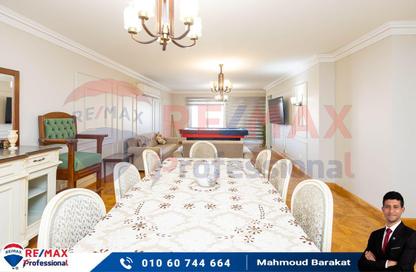 Apartment - 3 Bedrooms - 3 Bathrooms for rent in Kasr Al Safa St. - Zezenia - Hay Sharq - Alexandria