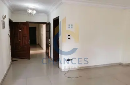 Apartment - 3 Bedrooms - 2 Bathrooms for sale in Al Esraa St. - El Mearag City - Zahraa El Maadi - Hay El Maadi - Cairo