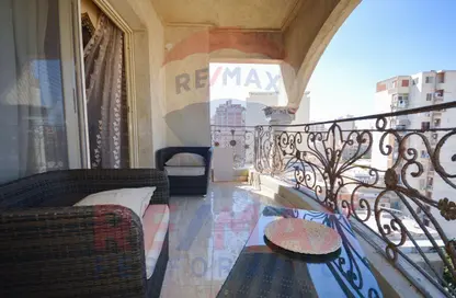 Apartment - 4 Bedrooms - 2 Bathrooms for sale in Al Sayeda Sakina Bint Al Hussein St. - Kafr Abdo - Roushdy - Hay Sharq - Alexandria