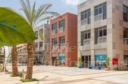 Office Space - Studio - 3 Bathrooms for rent in The Courtyard - 12th District - Sheikh Zayed City - Giza