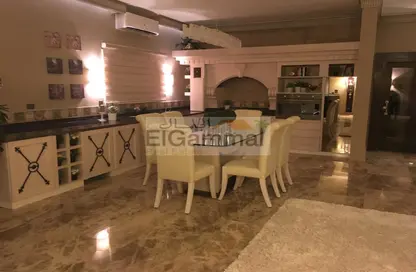 Apartment - 3 Bedrooms - 3 Bathrooms for sale in Area B - Ganoob El Acadimia - New Cairo City - Cairo