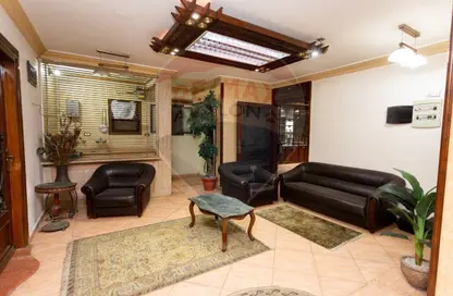 Office Space - Studio - 2 Bathrooms for sale in Amir Al Behar Mahmoud Hamza St. - Bolkly - Hay Sharq - Alexandria