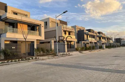 Townhouse - 4 Bedrooms - 4 Bathrooms for sale in La Vista City - New Capital Compounds - New Capital City - Cairo