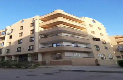 Apartment - 3 Bedrooms - 2 Bathrooms for sale in Northern Expansions - 6 October City - Giza