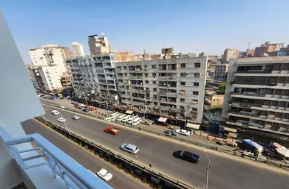 Apartment - 3 Bedrooms - 3 Bathrooms for sale in Cairo University Road - Giza District - Ganoub El Giza - Giza