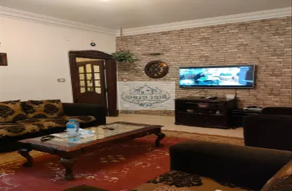 Apartment - 2 Bedrooms - 1 Bathroom for rent in Al Mesaha St. - Dokki - Giza