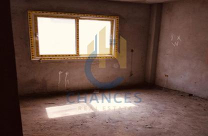 Apartment - 3 Bedrooms - 2 Bathrooms for sale in 10th Sector - Zahraa El Maadi - Hay El Maadi - Cairo