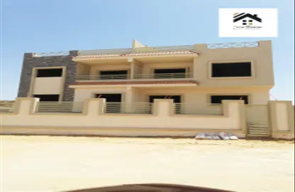 Villa - 5 Bathrooms for sale in 9th District - Sheikh Zayed City - Giza