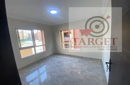 Apartment - 2 Bedrooms - 1 Bathroom for sale in Degla Palms - Al Wahat Road - 6 October City - Giza