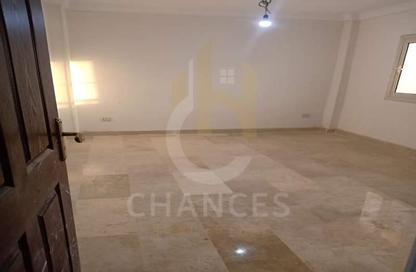 Roof - 3 Bedrooms - 2 Bathrooms for sale in Al Arqam Ibn Abi Al Arqam St. - El Mearag City - Zahraa El Maadi - Hay El Maadi - Cairo