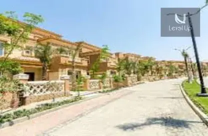 Apartment - 3 Bedrooms - 2 Bathrooms for sale in Mostashareen - North Investors Area - New Cairo City - Cairo