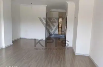 Apartment - 3 Bedrooms - 3 Bathrooms for rent in El Yasmeen - New Cairo City - Cairo