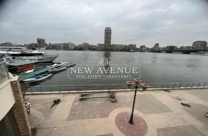 Retail - Studio - 4 Bathrooms for sale in Nile St. - Dokki - Giza