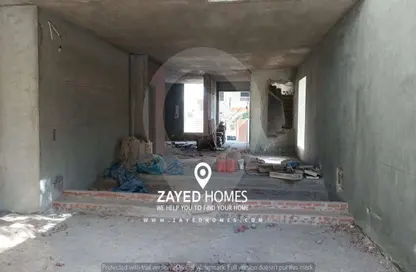 Villa - 4 Bedrooms - 5 Bathrooms for sale in Beverly Hills - Sheikh Zayed Compounds - Sheikh Zayed City - Giza