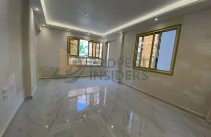 Apartment - 2 Bedrooms - 2 Bathrooms for sale in White Nile St. - Mohandessin - Giza