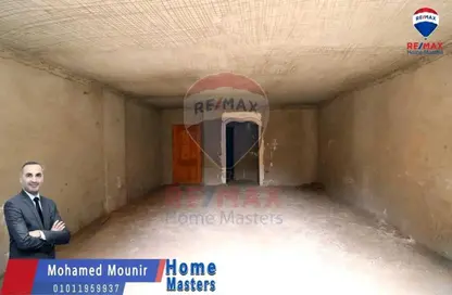 Apartment - 3 Bedrooms - 2 Bathrooms for sale in Al Jaish Street - Al Mansoura - Al Daqahlya