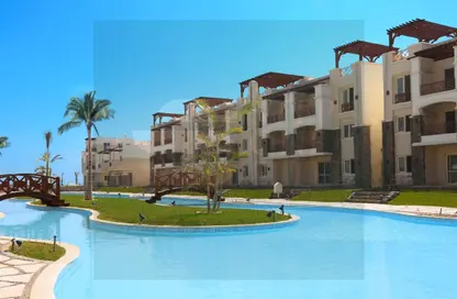 Chalet - 2 Bedrooms - 2 Bathrooms for sale in Blue Blue - Al Ain Al Sokhna - Suez