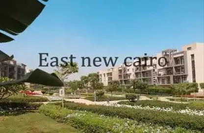 Apartment - 2 Bedrooms - 2 Bathrooms for sale in Moon Residences - Fifth Square - The 5th Settlement - New Cairo City - Cairo