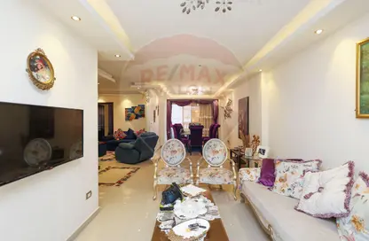 Apartment - 2 Bedrooms - 1 Bathroom for sale in Seyouf - Hay Awal El Montazah - Alexandria