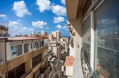 Apartment - 3 Bedrooms - 3 Bathrooms for sale in Shohdy Basha St. - Stanley - Hay Sharq - Alexandria