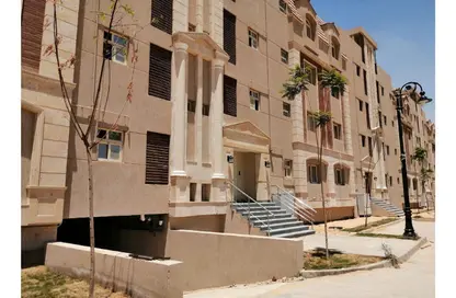 Apartment - 3 Bedrooms - 3 Bathrooms for sale in Rock Vera - 5th Settlement Compounds - The 5th Settlement - New Cairo City - Cairo