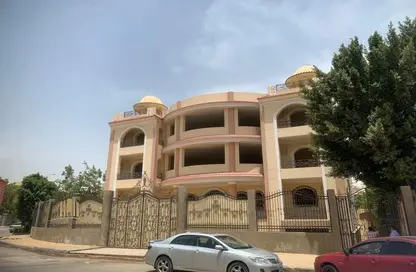 Apartment - 3 Bedrooms - 3 Bathrooms for sale in Touristic Zone 1 - Touristic Zone - Al Motamayez District - 6 October City - Giza