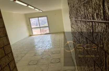 Apartment - 3 Bedrooms - 2 Bathrooms for rent in Mohandessin - Giza