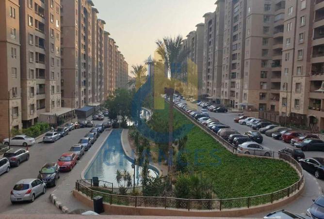 Apartment - 3 Bedrooms - 3 Bathrooms for sale in Tijan - Zahraa El Maadi - Hay El Maadi - Cairo