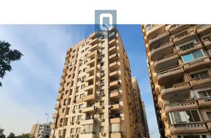 Apartment - 3 Bedrooms - 2 Bathrooms for sale in 2nd Sector - Zahraa El Maadi - Hay El Maadi - Cairo