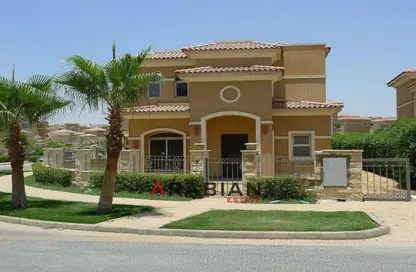 Villa - 4 Bedrooms - 4 Bathrooms for sale in Stone Park - 5th Settlement Compounds - The 5th Settlement - New Cairo City - Cairo