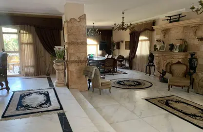 Villa - 3 Bedrooms - 3 Bathrooms for sale in Zizinia St. - South Investors Area - New Cairo City - Cairo