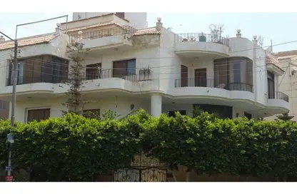 Villa - 5 Bathrooms for sale in Al Nafoura St. - Al Hadaba Al Olya - Mokattam - Cairo